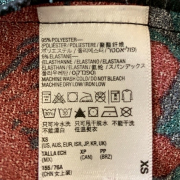 American Apparel USA Gia Mini Dress Knit Floral Roses Sz XS Long Sleeve #256C - Picture 6 of 7